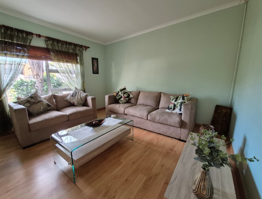 4 Bedroom Property for Sale in Langerug Western Cape